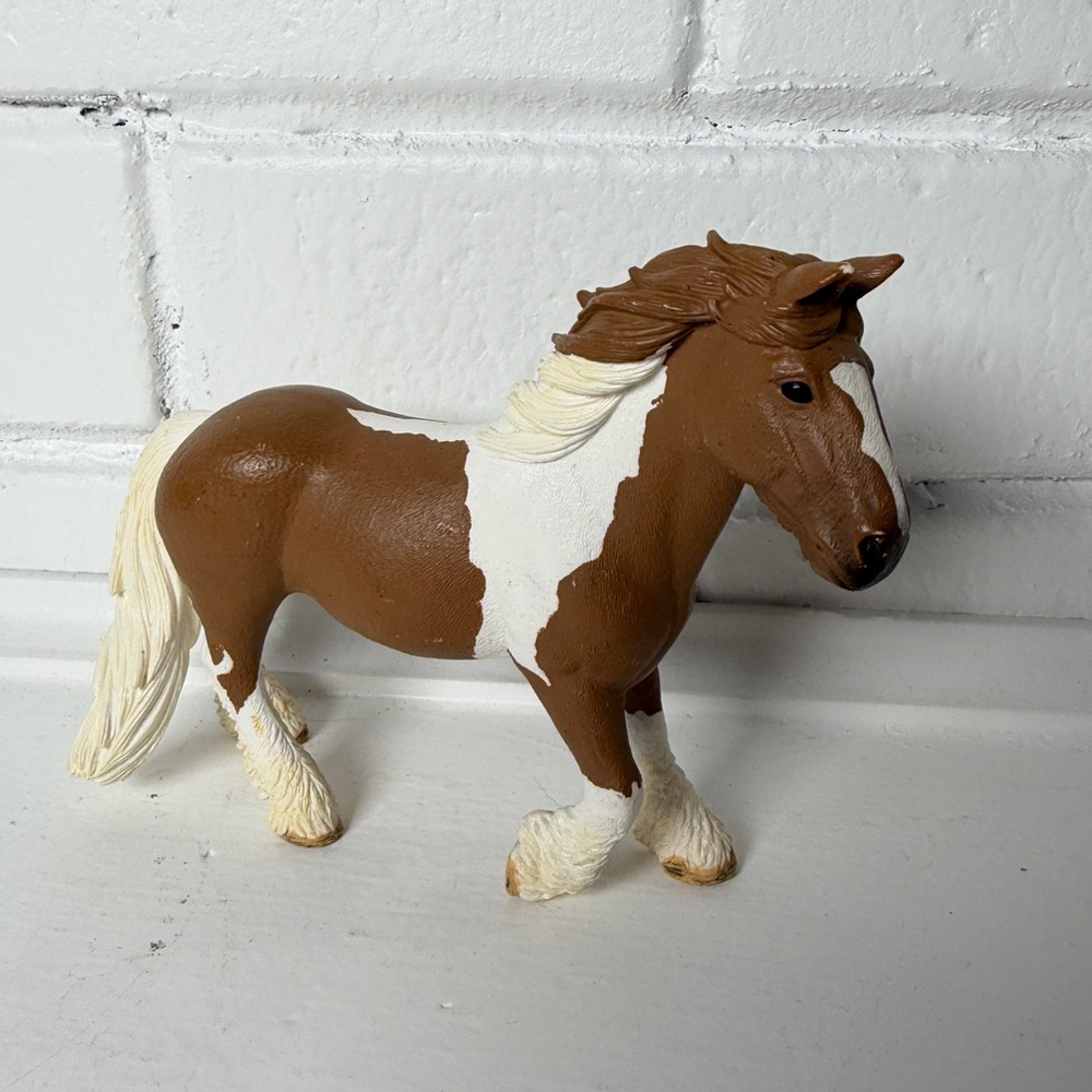 Schleich Tinker Mare Horse Figure 13773 Farm World 2014 Brown and White